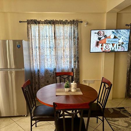 Castle Berry Apartments كينغستاون المظهر الخارجي الصورة