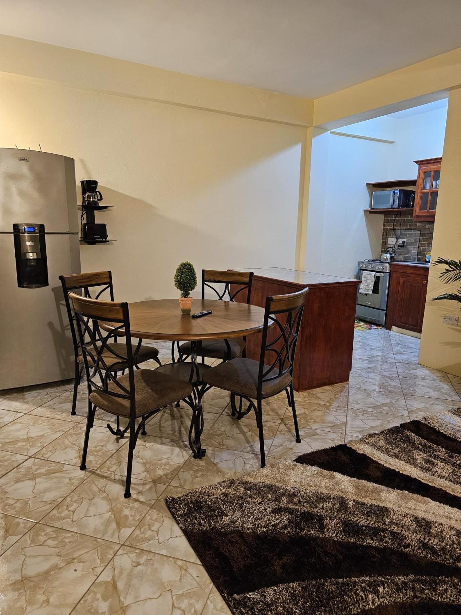 Castle Berry Apartments كينغستاون المظهر الخارجي الصورة