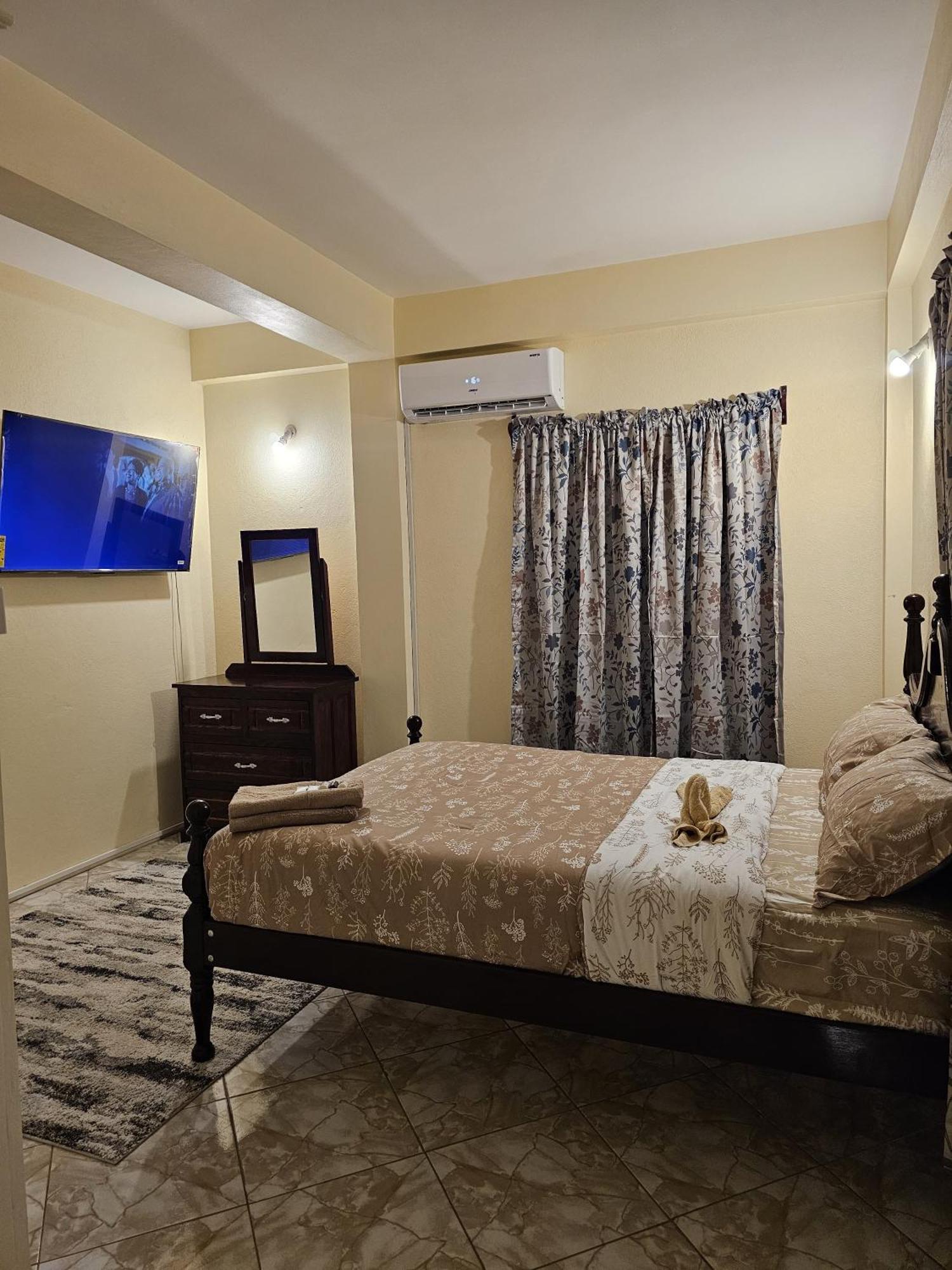 Castle Berry Apartments كينغستاون المظهر الخارجي الصورة