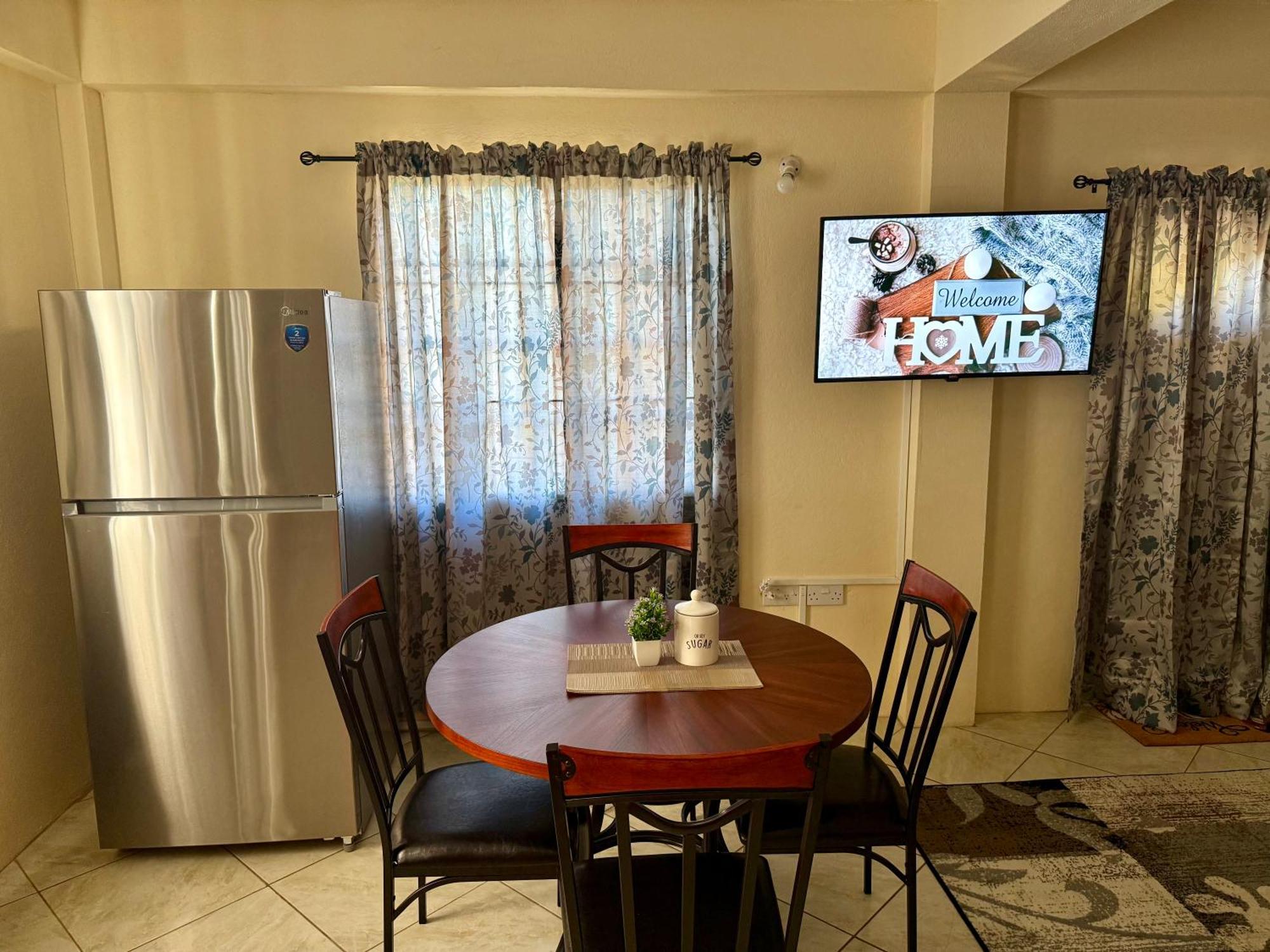 Castle Berry Apartments كينغستاون المظهر الخارجي الصورة